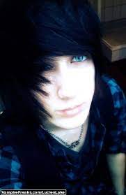 17 Cute Boys Ideas Cute Boys Cute Emo Cute Emo Boys