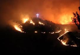 A Friend Took This Picture Of Table Rock In Boise Idaho After It Was Set On Fire By A Firework Table Rock Pictures Idaho