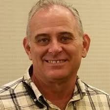 Can a sloped driveway affect slab levelness?