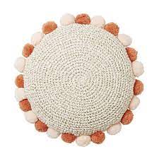 Tante sono le caratteristiche che contraddistinguono un cuscino da un altro come ad esempio la forma che può essere scelta rettangolare, quadrata o persino rotonda. Cuscino Rotondo In Cotone Intrecciato Con Pompon D 35 Cm Issia Maisons Du Monde