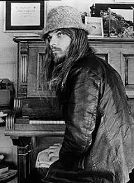Leon russell — shoot out on the plantation 03:14. Leon Russell Wikipedia