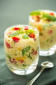Taboule Au Citron Une Entree Legere Et Fraiche Un Taboule Au Poivrons Citron Et Menthe Recette Alimentation Taboule Nourriture Bizarre