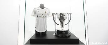 12 years later, johan cruyff was the first player to join a club in la liga for a record fee of £922,000 (£11.2 million in 2019), when he moved from ajax to. The 34th Laliga Trophy Tour Bernabeu Real Madrid Cf
