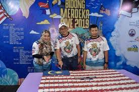 Infobox_university name = university of malaysia, terengganu native_name = universiti malaysia terengganu latin_name =. Ushering In National Day Underwater The Star