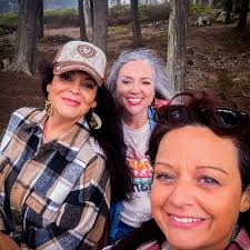 Vestavia business owner dances for charity