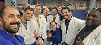 Avery Lindley's Instagram, Twitter & Facebook