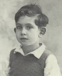 Kahn Family History: Last Name Origin & Meaning