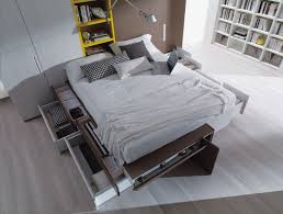 Scopri i letti con contenitore per la tua camera da letto, massimo comfort per dormire e pratici contenitori per far spazio ad ogni cosa. Letti Matrimoniali Con Cassetti
