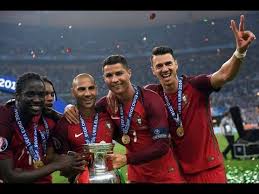 Todo sobre eurocopa 2016, noticias en imagenes, fotos, videos, audios, infografias, interactivos y resumenes de eurocopa 2016. Portugal Campeao Da Eurocopa Mesa Redonda 10 07 2016 Youtube