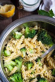 Brokkoli Pasta Mit Zitrone Und Knoblauch Kochkarussell Com Recipe Healthy Pastas Healthy Pasta Recipes Veggie Recipes