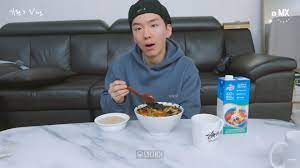 9.9k members in the monstax community. Monsta X S Kihyun Showcases His Jjamppong Cooking Skills In Special Vlog