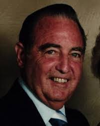 Dorothy Carr's Instagram, Twitter & Facebook