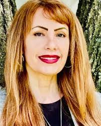 Michelle Bullock's Instagram, Twitter & Facebook