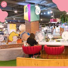 รีวิว Charlie Brown Cafe ที่เดอะสตรีทรัชดา  คาเฟ่สำหรับเด็กที่มาพร้อมกับสนูปี้และผองเพื่อน