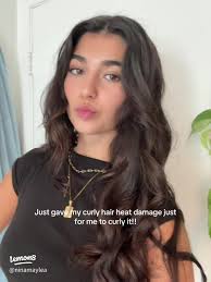 Kylie Jenner's Beach Waves Hair Tutorial
