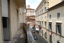 Rif.3193/f casa singola con ampio terreno a folignonelle prima periferia di foligno, proponiamo in vendita casa singola provvista di terreno di circa 5000mq.l'immobile. Appartamento In Vendita A Foligno 120 000 Subasio Case Agenzia Immobiliare A Spello Pg