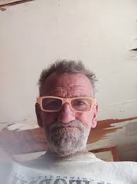 Had a good time at skoolie I was the one with the broke motorcycle.u ever  in slab city stop by the bike shop and let's burn one peace