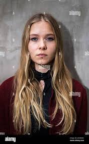 Aimee Barrett's Instagram, Twitter & Facebook