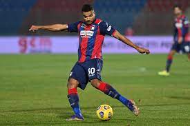 When junior messias emigrated from brazil to italy, football was nothing more than a pastime. Italian Football Tv On Twitter What A Story From Crotone S 29 Yr Old Junior Messias He Made His Serie B Debut In Late 2019 Just Scored A Brace Yesterday He S At