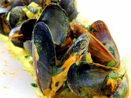 Recette De Moules A La Creme Au Curry Et A La Coriandre Recette Recette Moules Moules Curry Moules