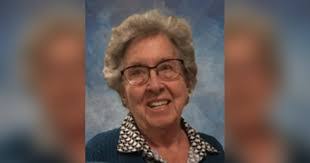 Cassie Chaplin's Instagram, Twitter & Facebook