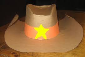 Blog pour mettre en ligne des exercices et des jeux pour les élèves de grande et moyenne section de maternelle, en. Epingle Par Dee Houghton Sur Crafts Bricolage Carnaval Activite Artistique Maternelle Chapeau Cowboy