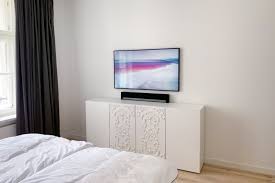 Früher einmal (und das ist noch gar nicht so lange her) hatten fernseher 5 knöpfe und unterschieden sich höchsten in der größe des bildschirms. Heimkinosysteme Netzwerktechnik Smarthome