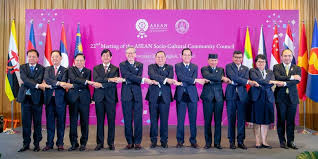 Pengaruh perubahan dan interaksi ruang antarnegara terhadap kehidupan ekonomi. Pengaruh Kerja Sama Bidang Sosial Terhadap Kehidupan Di Asean Halaman All Kompas Com
