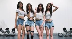 681 x 556 jpeg 155 кб. Alasan Mengapa Cewek Suka Pakai Rok Mini Dan Hot Pant Dzargon