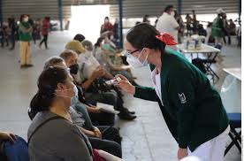 © proporcionado por milenio la vacunación para personas de 40 a 49 años de edad inició en arteaga y general cepeda. Mexico Inicia Registro Para Vacunacion Para Personas Entre 40 Y 49 Anos De Edad Contra Covid 19