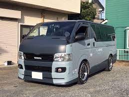 タカラ塗料のオリジナルカラー 世田谷ベースカラーで刷毛塗り全塗装 刷毛 ハケ ローラーで車をdiyで全塗装しよう トヨタハイエース 世田谷ベース 刷毛