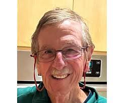 Tracy Lewis's Instagram, Twitter & Facebook