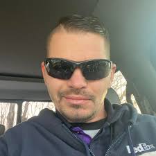 Daisy chaining remote wire to 4 amps