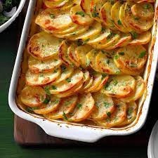 The easist christmas eve dinner that's fun for children and adults alike and super special and memorable. 75 Festive Christmas Eve Dinner Ideas From Fancy To No Fuss