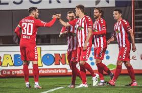 Sc freiburg are one of the teams with the best forms in the bundesliga in the past few weeks. Sc Freiburg Tumbangkan Monchengladbach 1 0 Okezone Bola