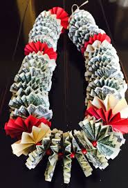 1, 2, 5, 10, 20, 50 de lire. Money Lei Graduation Lei Visit My Etsy Shop To See More Pick Any 2 Colors And Choose From A Variety Of Styles Graduation Leis Money Lei Graduation Leis Diy