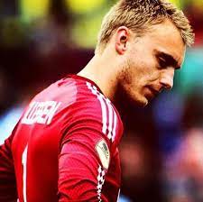 Découvrez les avantages sociaux et en nature chez cillessen & sons : 50 Jasper Cillessen Ideas Jasper He S A Keeper Goalie