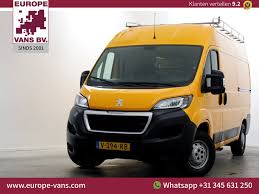 Image result for Jaune Carioca 2014 Peugeot