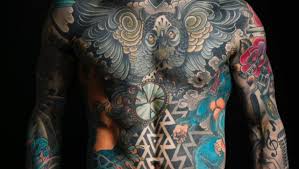 → une démarche interactive et ludique à partir d'un album illustré. L Homme Le Plus Tatoue De France A La Convention Tatoo D Agen Ladepeche Fr