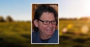 Leah Cheek's Instagram, Twitter & Facebook