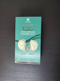 You can go for a day without any power shortage thus making this kit very convenient. Review Raycon E55 Wireless Earbuds Are They Worth The Hype Hashtag Magazine