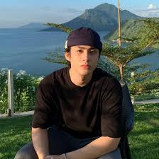 This is a first philippine fan page that will support our beloved rey. Pin By Cole On Boys Retro Glasses Dark Aesthetic Boys