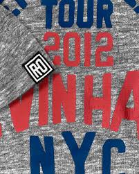 It concluded on new year's eve at staples center in los angeles. Kevin Hart Let Me Explain Msg Grey Tee Roots Of Inc Dba Roots Of Fight