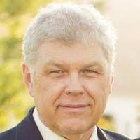 Lou Savage's Instagram, Twitter & Facebook