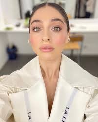 34 Otmetok Nravitsya 0 Kommentariev الحساب للمسلسلات التركية Turks Dizi V Instagram صورة جديدة لـ جيمري بايسال Cemre In 2021 Turkish Actors Style Fashion