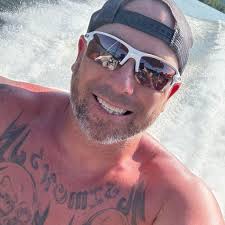 TRAFFIC ALERT: Traffic is bumper to bumper