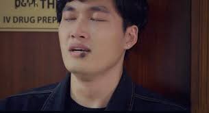 Hướng dương ngược nắng": Sai lầm của cha mẹ mang bất hạnh cho con cái