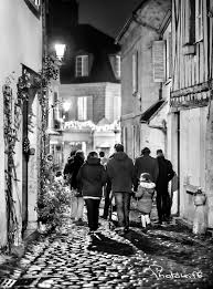 Se promener, en soir&eacute;e, dans la vieille ville. #senlis #Oise #Picardie  #hautsdefrance (Rue de la Tonnellerie)