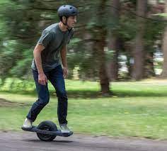 Perfect for coffee runs, commute hacking and defeating boredom. The Onewheel Pint Is The Fun Machine From The Future You Need To Experience