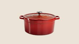 Jan 30, 2019 · the martha stewart collector's enameled cast iron dutch oven comes in various colors such as teal, cranberry, and oyster. Martha Stewart S Cast Iron Cookware Is On Sale At Macy S Martha Stewart